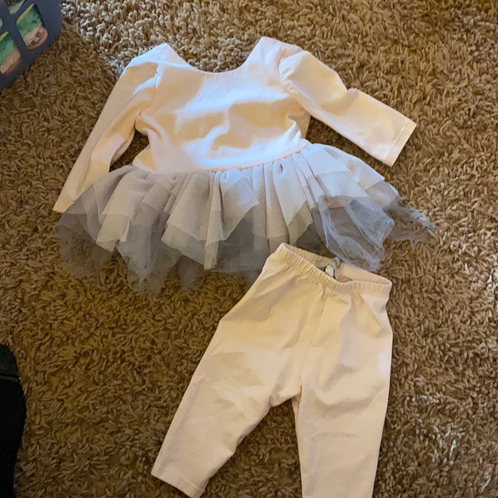 Isobella & Chole Outfit